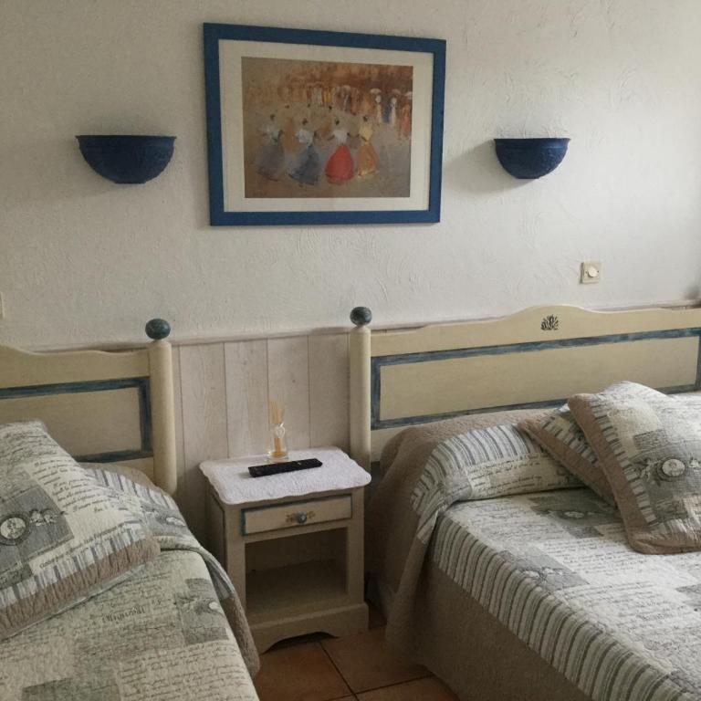 Hotel Le Méditérranée - Chambre Triple - Vue sur Jardin - 3