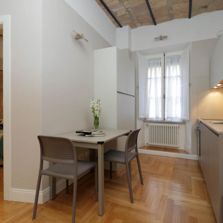 Bellezza Al Colosseo - B&B & Apts - Appartamento con 2 Camere da Letto (4 Adulti) - Via San Giovanni in Laterano 250 - 10