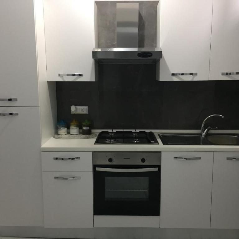 Casa Toto' - Three-Bedroom Apartment (10 Adults) - 1