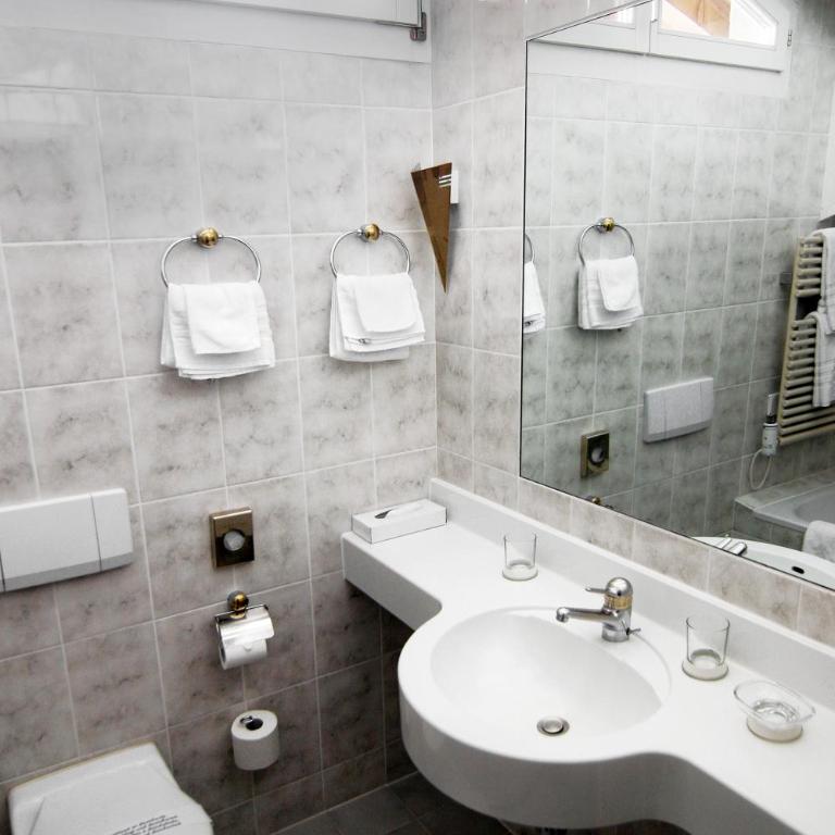 Wellnesshotel Schweizerhof - Doppelzimmer Nord - 1