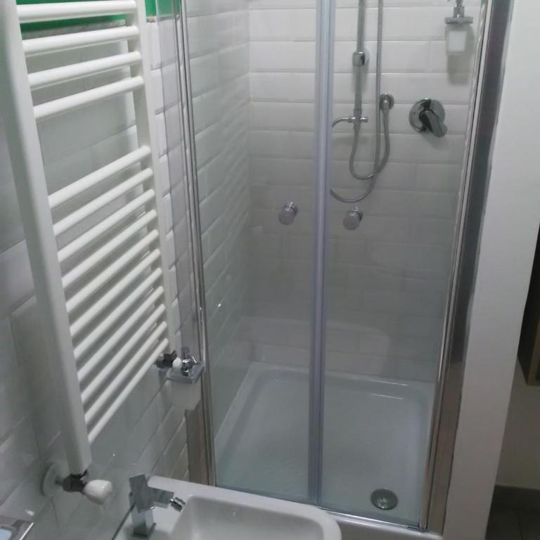 Forum - Camera Matrimoniale con Bagno Privato - 9