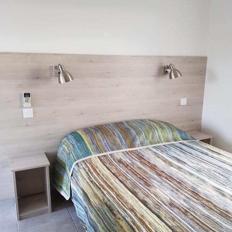 Auberge du Bon Vivant - Chambre Double Supérieure avec Climatisation et Terrasse Commune - 2