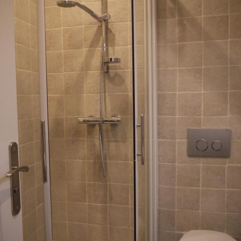 Vieille Ville 2 - La Petite Maison à Safranier, 2 bedrooms, max 4 adults and 2 kids - Maisonnette - 14