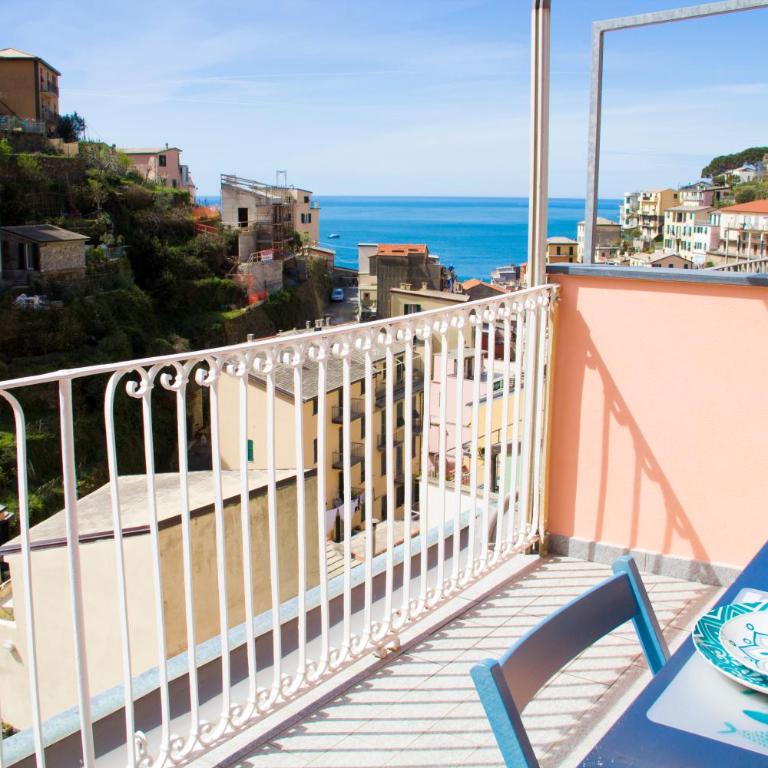 Live in The Heart of 5 Terre - Apartment with Sea View - 4