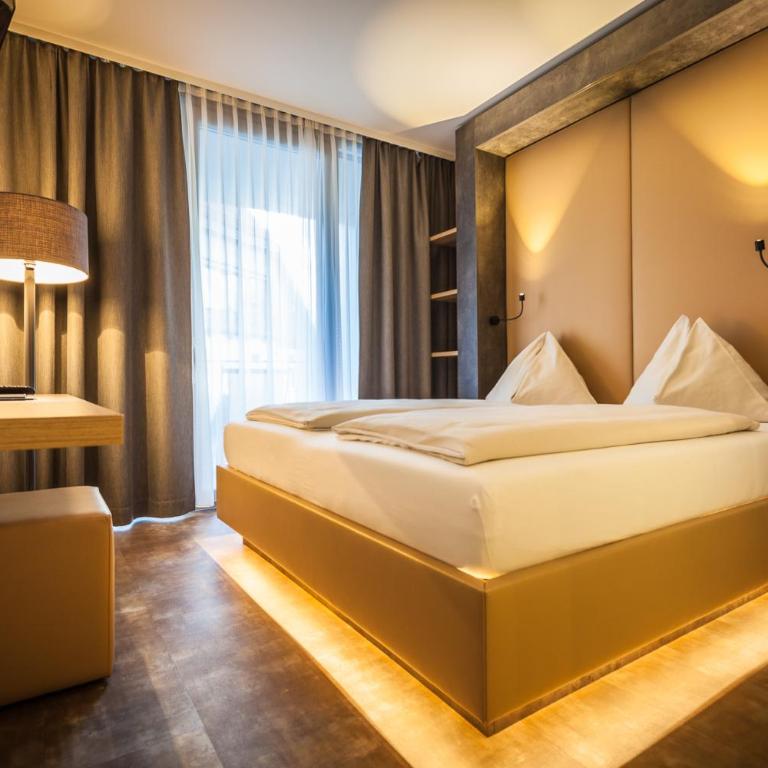 Rocket Rooms Velden - Comfort Doppelzimmer mit Balkon - 1