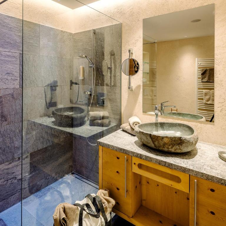 Hotel Sedona Lodge B&B inkl Super Sommer Card Seilbahnticket - Chambre Familiale avec Balcon - 5