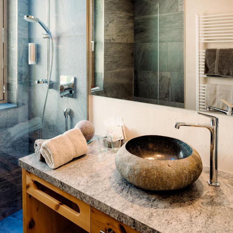 Hotel Sedona Lodge B&B inkl Super Sommer Card Seilbahnticket - Chambre Familiale avec Balcon - 4