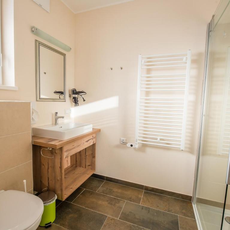 Bergerhof Alpin Lodge - Apartment mit 2 Schlafzimmmern und eigenem Pool - 10