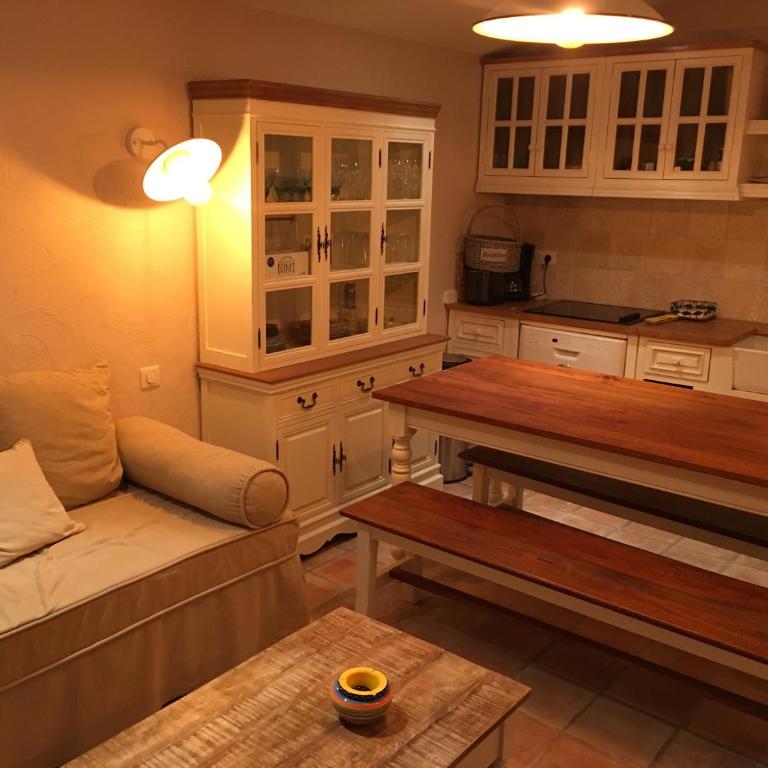 Le Champmazet - Chambre Double ou Lits Jumeaux avec Salle de Bains Privative - 5