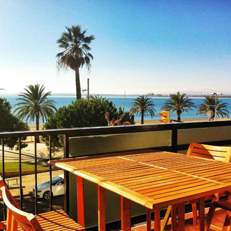 Primera Linea De Mar Centro Roses - Apartamento - 1
