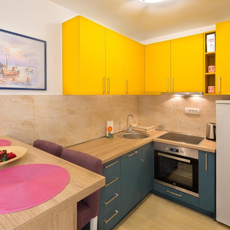 Apartman Aleksandra - Two-Bedroom Apartment - 18