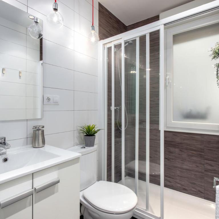 Ondarreta Beach Apartment con parking free y Aire acondicionado - Apartamento de 2 dormitorios - 13