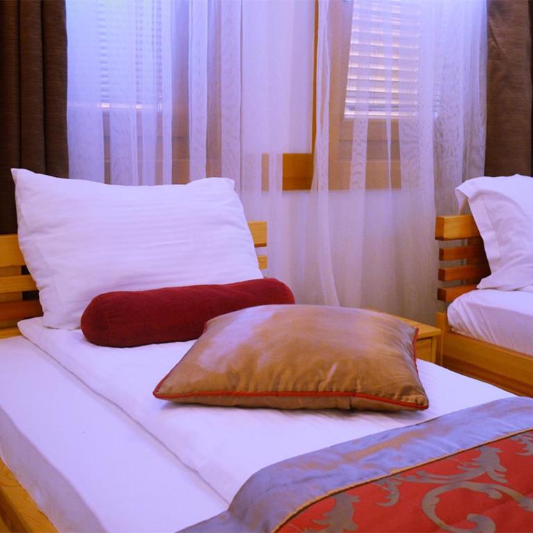 Hotel Berr - Dvokrevetna Soba sa Zasebnim Krevetima - 2