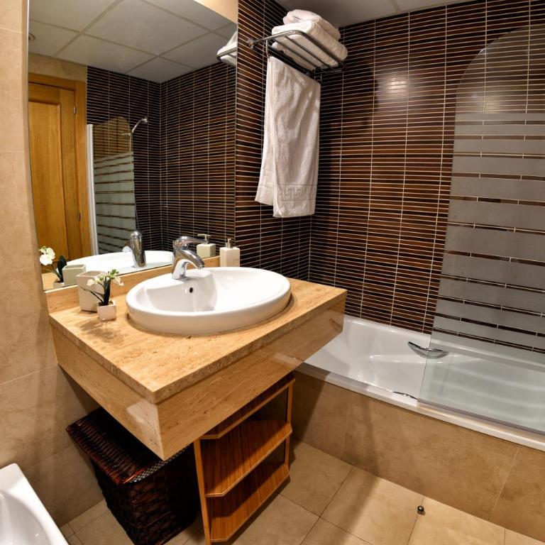 WonderStays Apartamentos La Estación - Apartamento de 2 dormitorios - 11