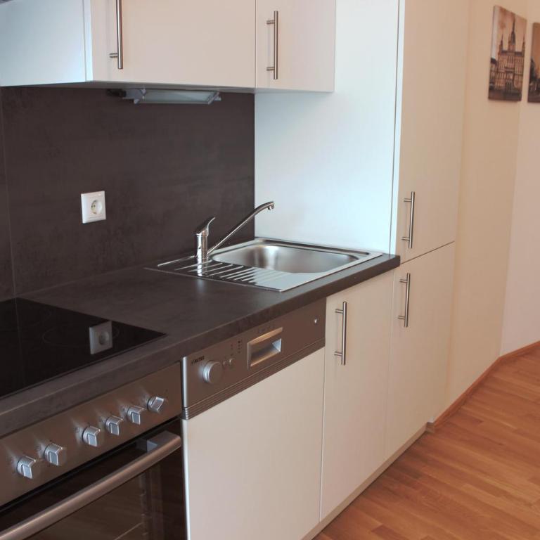 Albert Schweitzer Center Graz - Apartment mit 1 Schlafzimmer und Balkon - 2