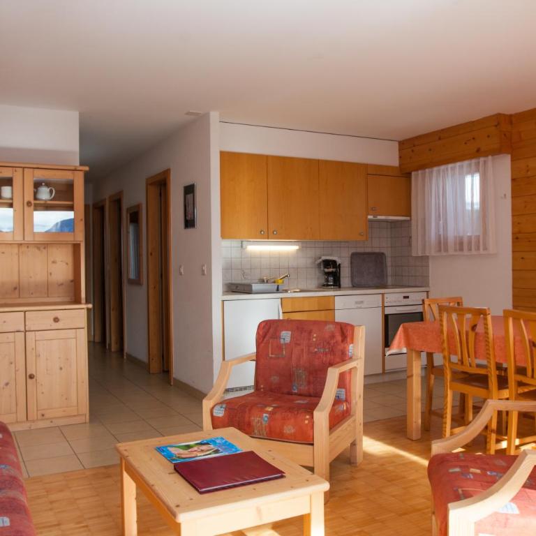 Hôtel Les Bains d'Ovronnaz - Superior Apartment mit Frühstück - 1