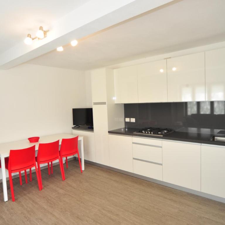 North Wind Camping & Apartment - Appartamento al Piano Terra con Vista Lago - 8