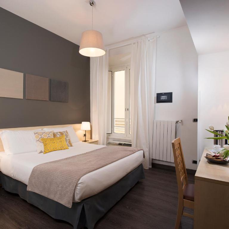 111 ColaDiRienzo Rooms - by AD Roma - Deluxe Triple Room - 1