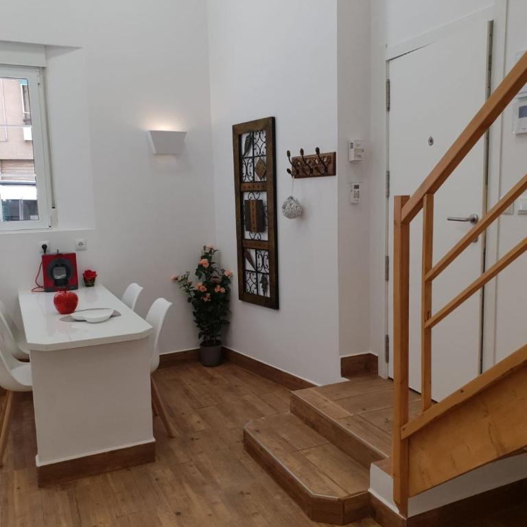 Beautiful and nice Loft - Alicante - Apartment - 34