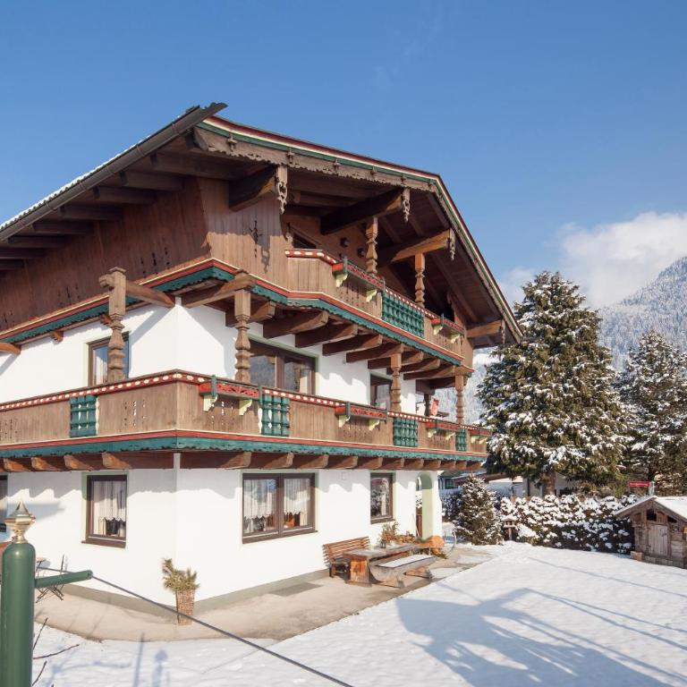 Apart Tyrol - Three-Bedroom Apartment with Balcony - 8