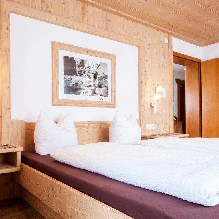 Apart Tyrol - Three-Bedroom Apartment with Balcony - 20