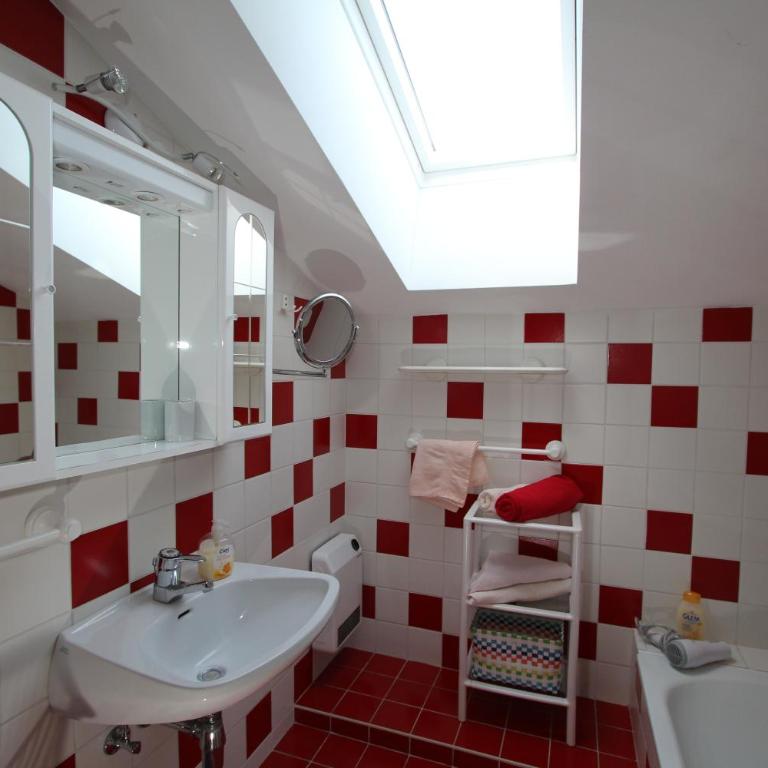 Ferienhaus Renate - Apartment mit Balkon - 17