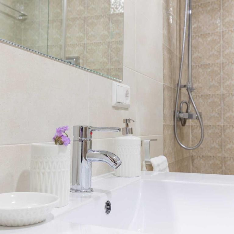 Precioso apartamento casco antiguo de Sevilla Castellar 23 bajo - Apartamento - 6