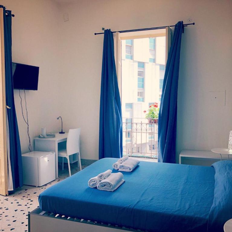 Arco di Trionfo Palermo Bed & Breakfast - Double Room with Private External Bathroom - 9