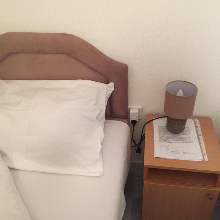 Guest House Bajceta - Double or Twin Room with Balcony - 7