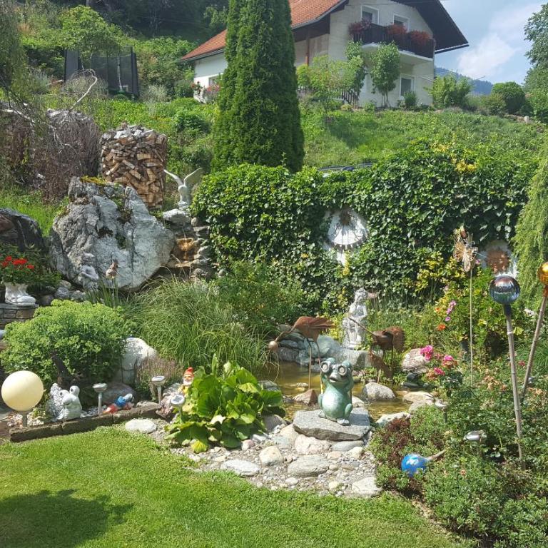 Ferienwohnungen Garten Eden - Apartment mit Gartenblick - 2