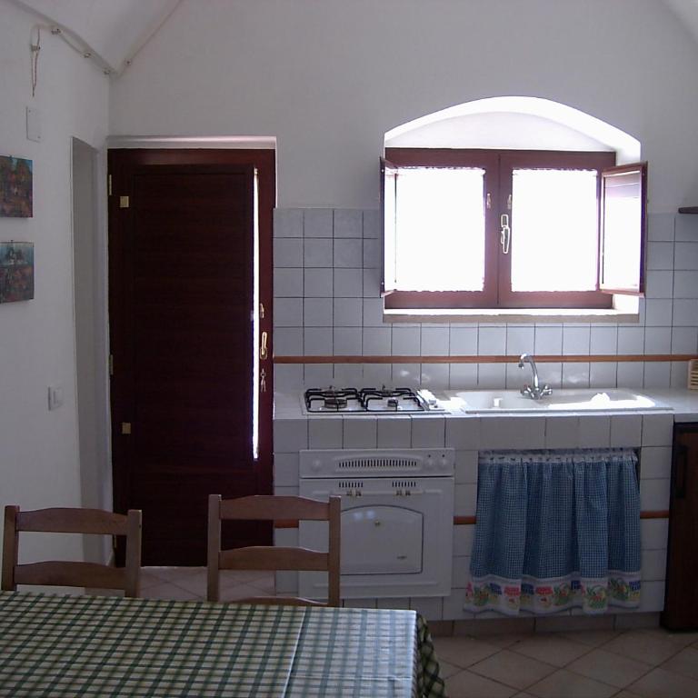 Trullo il Corbezzolo - One-Bedroom House - 12