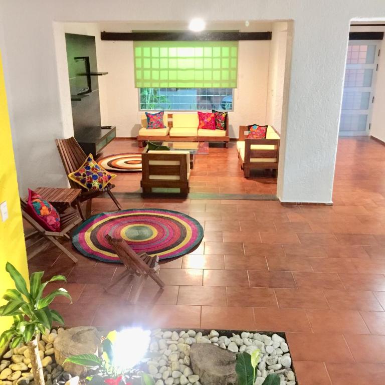 Grandiosa casa céntrica a minutos de la playa - Vacation Home - 8