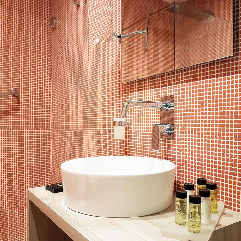 Don Ugo Luxury Rooms - Deluxe Junior Suite with Balcony - 1