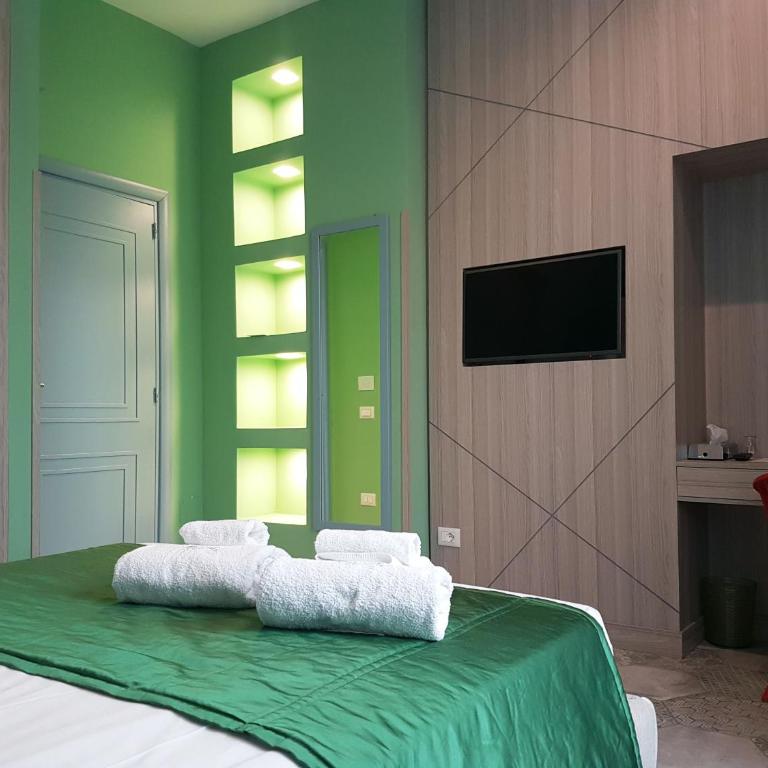 Don Ugo Luxury Rooms - Deluxe Junior Suite with Balcony - 8