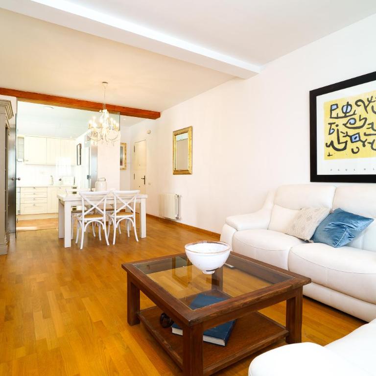 Vivaldi Valencia - Two-Bedroom Apartment - 8