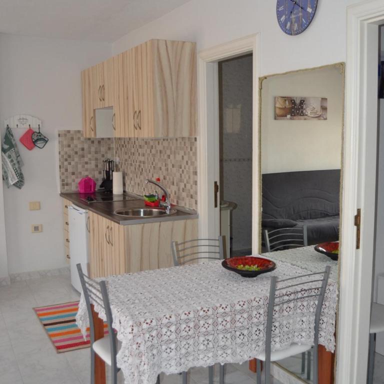 Sun & Sol - Vacation Home - 12