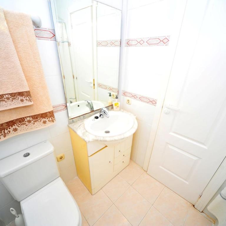 Cala Gonzalez Superior Orange Costa - Apartment - 17
