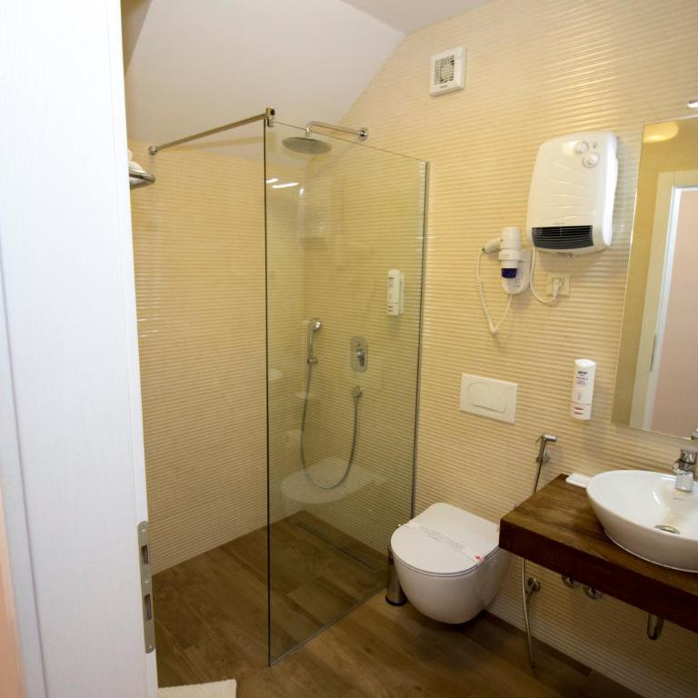 Villa Divani - Deluxe Double Room - 11