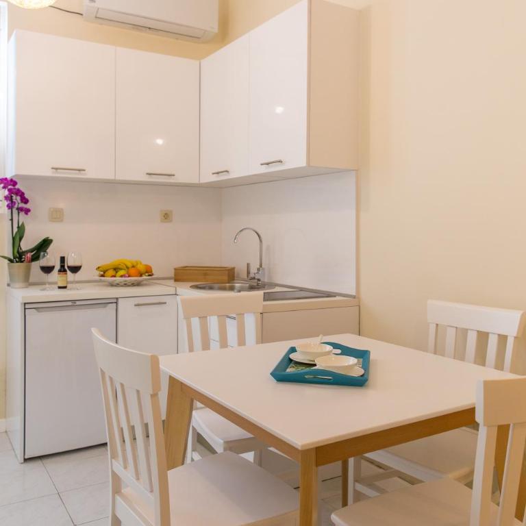 Villa DiEden - Apartman s 1 Spavaćom Sobom i Terasom - 5
