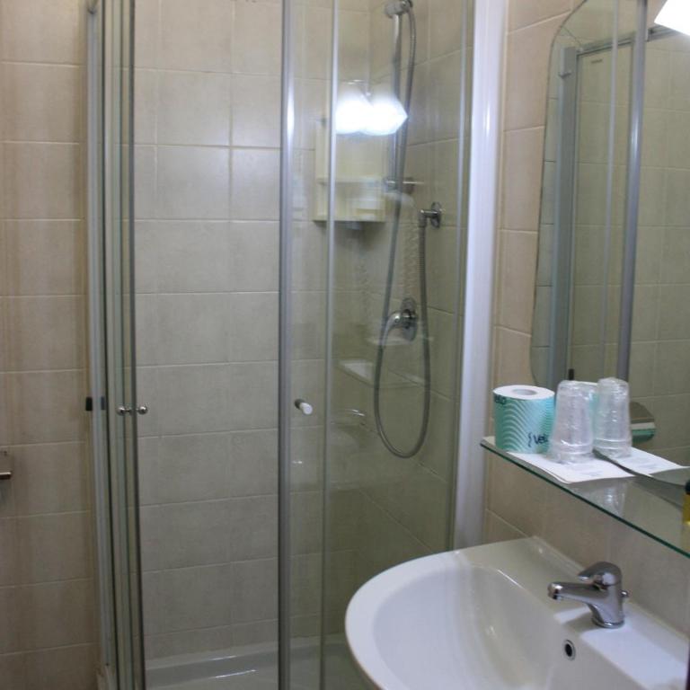 HD Hotel - Camera Singola Superior - 4