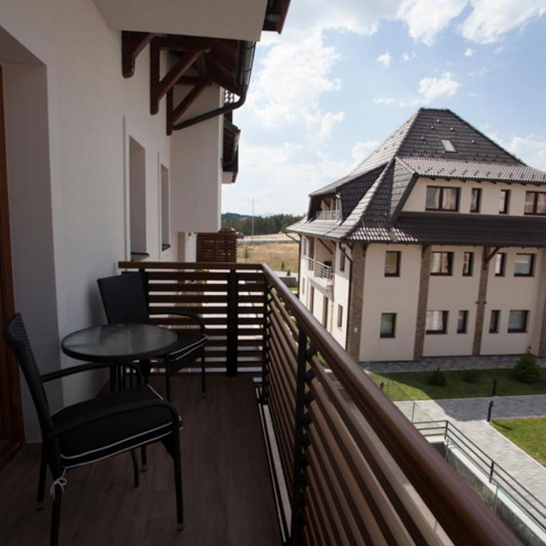 Zlatibor Hills - Studio with Pool View - 3