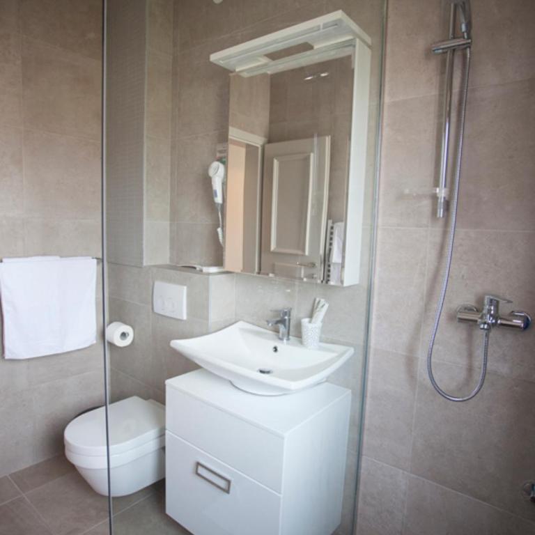 Zlatibor Hills - Studio with Pool View - 5