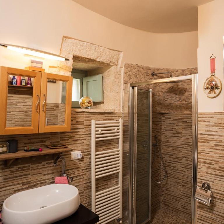 16 Trulli e Giardini - Appartamento con 3 Camere da Letto - 21