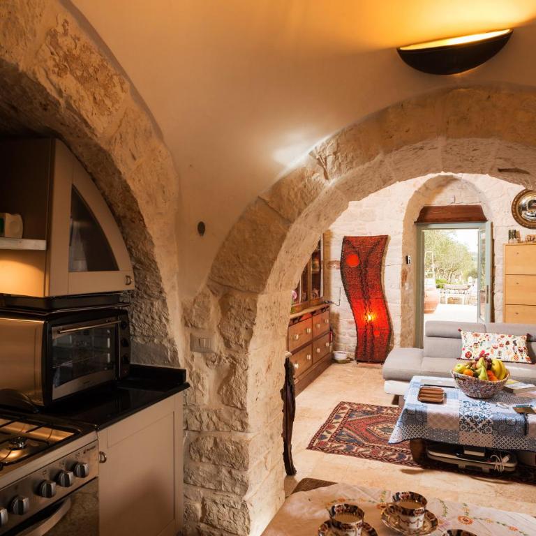 16 Trulli e Giardini - Appartamento con 3 Camere da Letto - 17