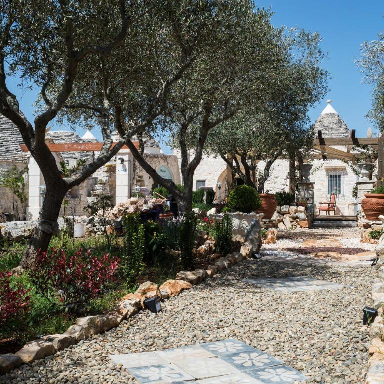 16 Trulli e Giardini - Appartamento con Terrazza - 12