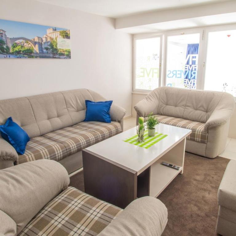Five Rivers Rooms - Deluxe Family Room - 3