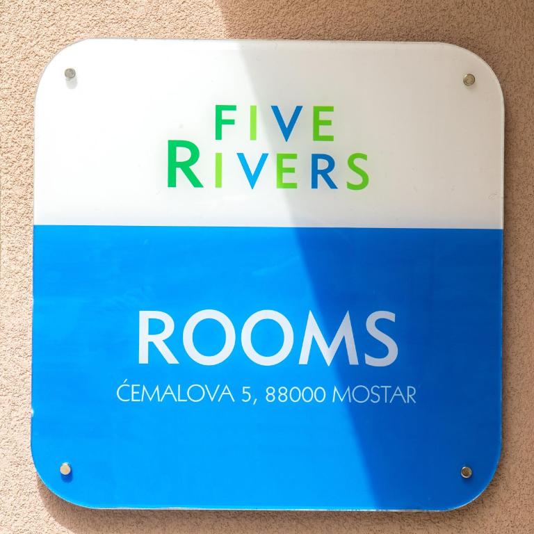 Five Rivers Rooms - Deluxe Family Room - 25