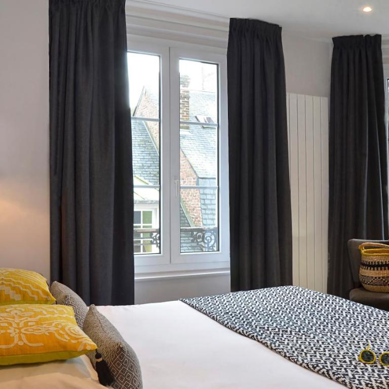 Hôtel Le Fer à Cheval - Chambre Double Confort - Villa Principale - 3
