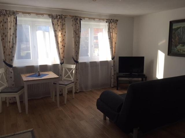 Ferienwohnungen Gästehaus Sonnenkreis - Apartamento con balcón - 3