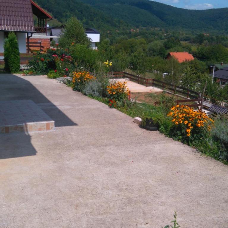 Kuća za odmor Panorama Lohovo Bihać - Three-Bedroom House - 36